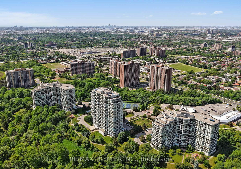3-rowntree-road-etobicoke-ontario-w12228061