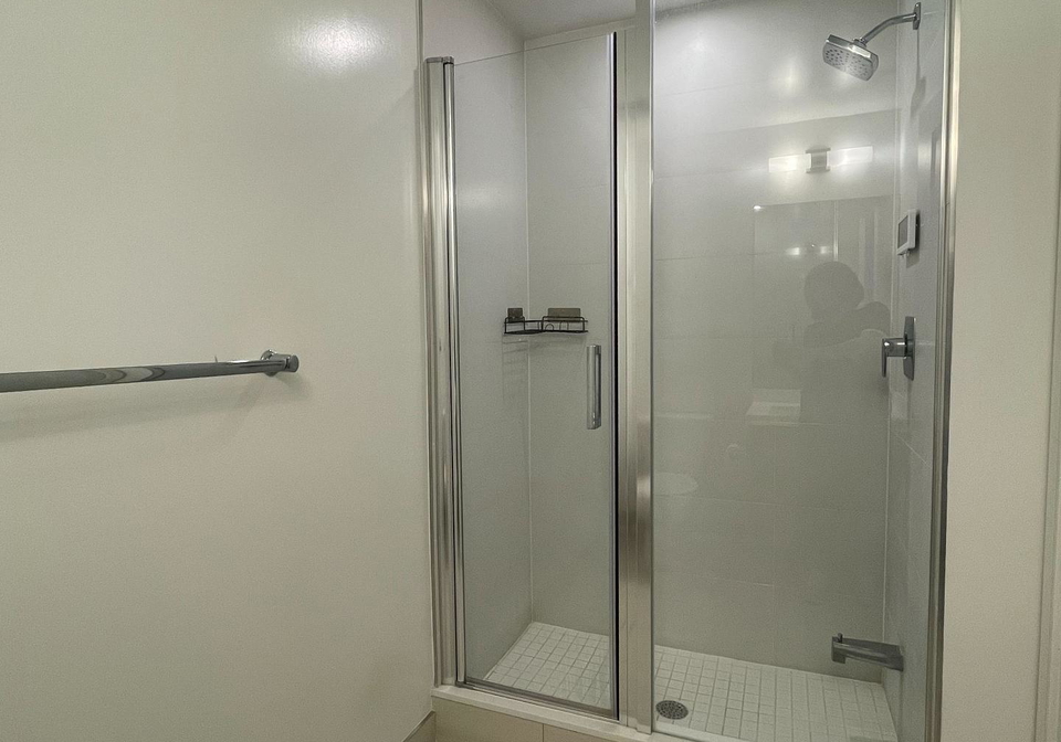 8-nahani-way-mississauga-ontario-w12228091