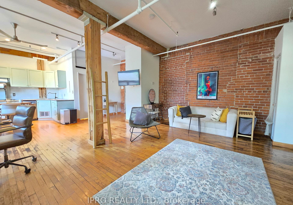 121-prescott-avenue-toronto-ontario-w12228177