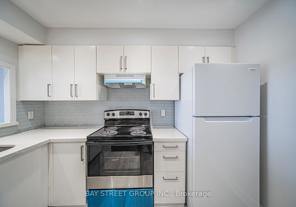 2470-eglinton-avenue-w-north-york-ontario-w12228199