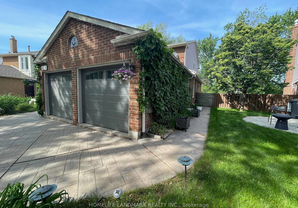 4239-trapper-crescent-mississauga-ontario-w12228237