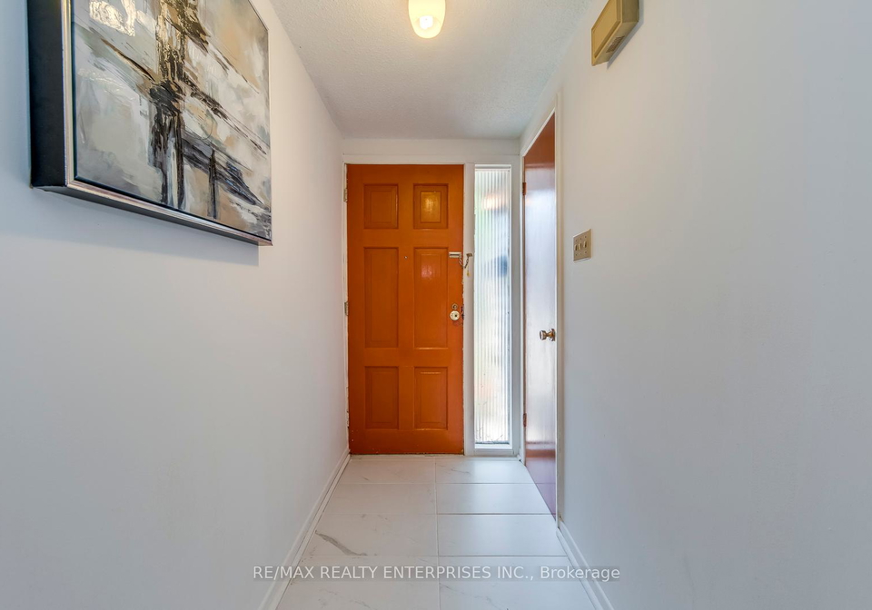 2315-bromsgrove-road-mississauga-ontario-w12228520