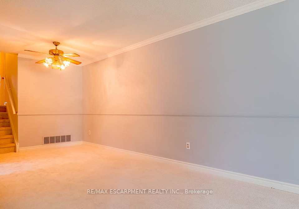 2007-silverberry-crescent-mississauga-ontario-w12228537