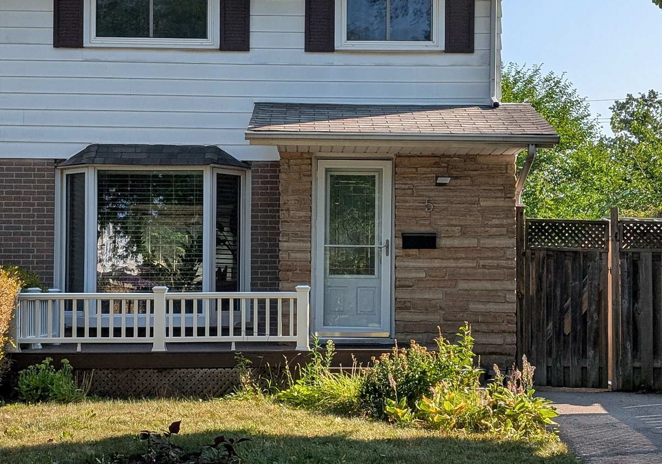 5-onslow-court-oakville-ontario-w12228757