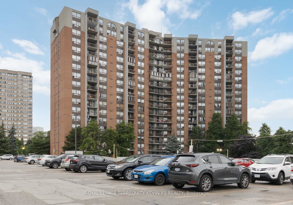 20-valley-boulevard-mississauga-ontario-w12228845