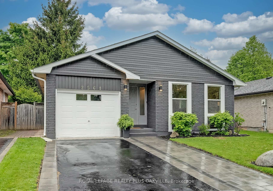 2561-cavendish-drive-burlington-ontario-w12228847