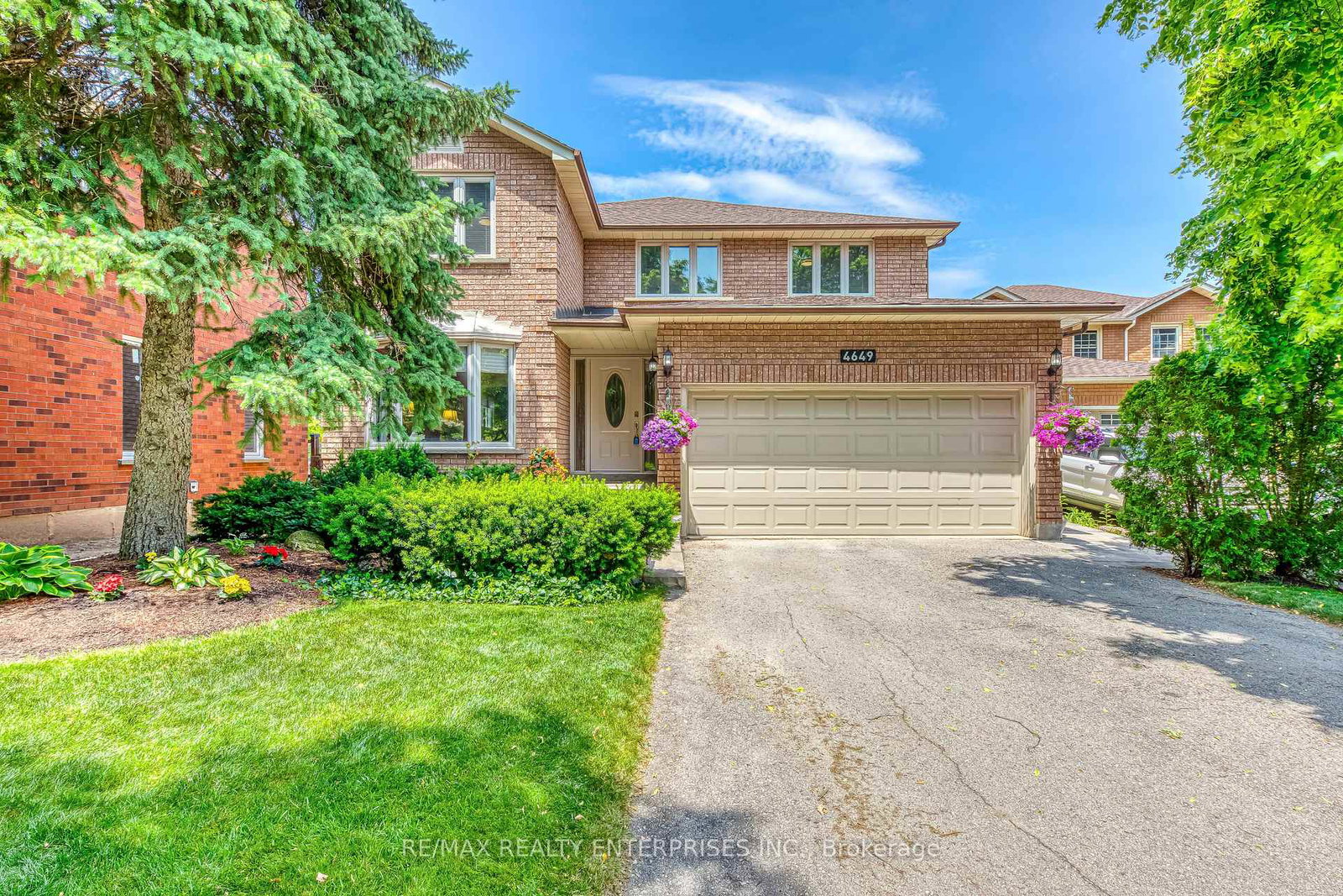 4649-phoenix-park-crescent-mississauga-ontario-w12228927
