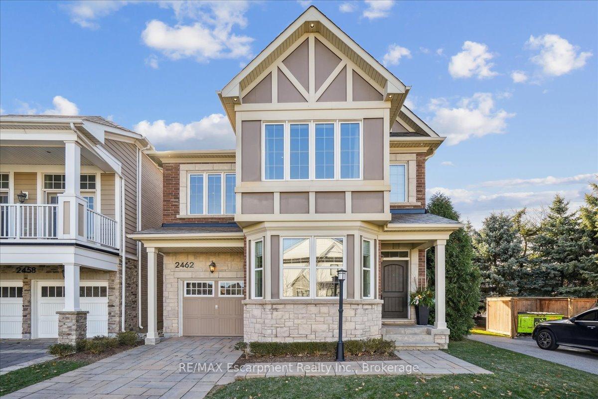 2462-charlie-common-oakville-ontario-w12228929