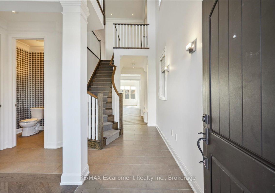 2462-charlie-common-oakville-ontario-w12228929