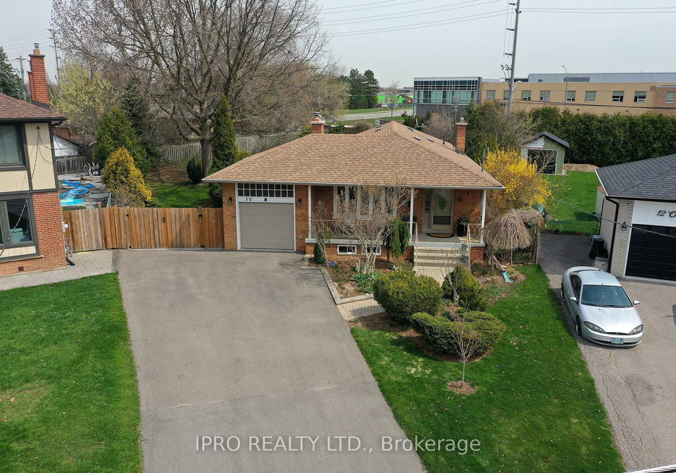 10-chestnut-avenue-brampton-ontario-w12229108