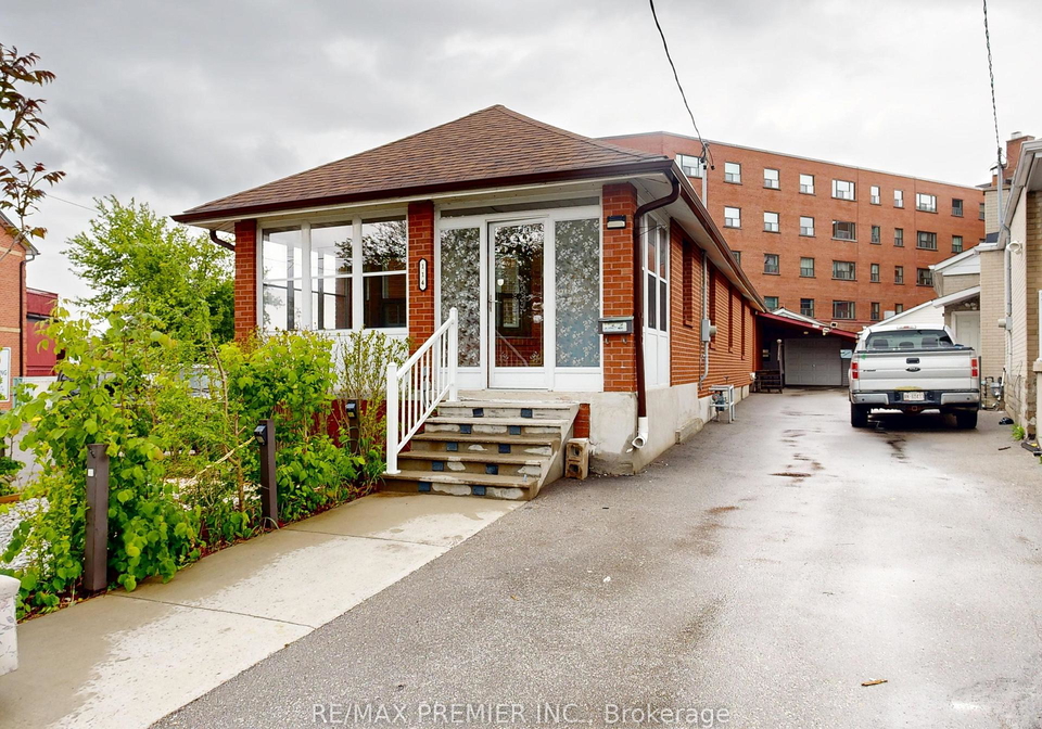 114-branstone-road-toronto-ontario-w12229162