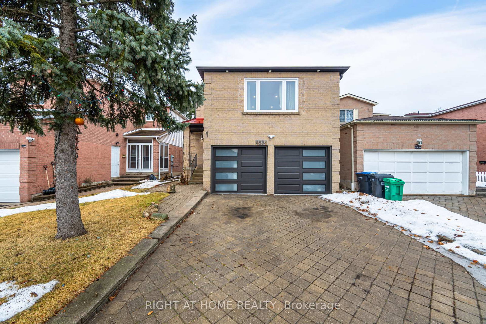 4354-waterford-crescent-mississauga-ontario-w12229315