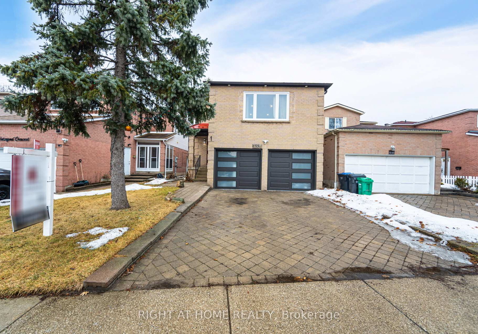 4354-waterford-crescent-mississauga-ontario-w12229315
