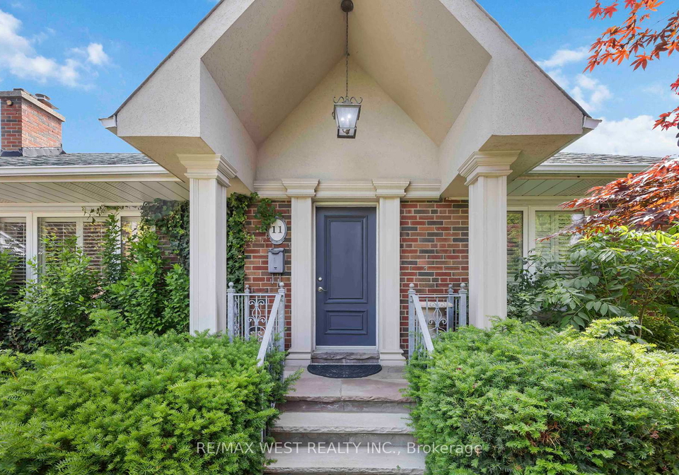 11-duval-drive-north-york-ontario-w12229584
