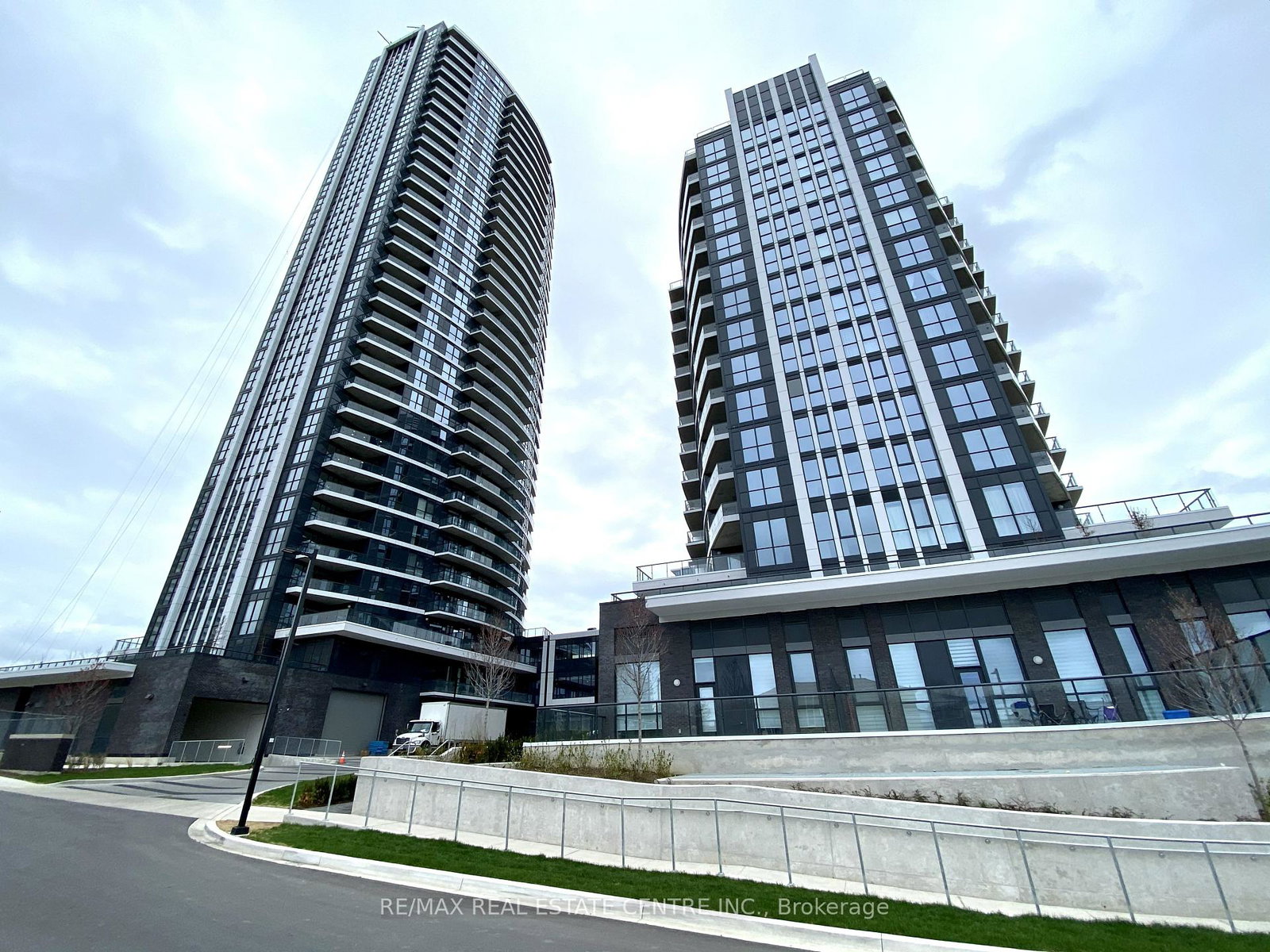 35-watergarden-drive-mississauga-ontario-w12229838