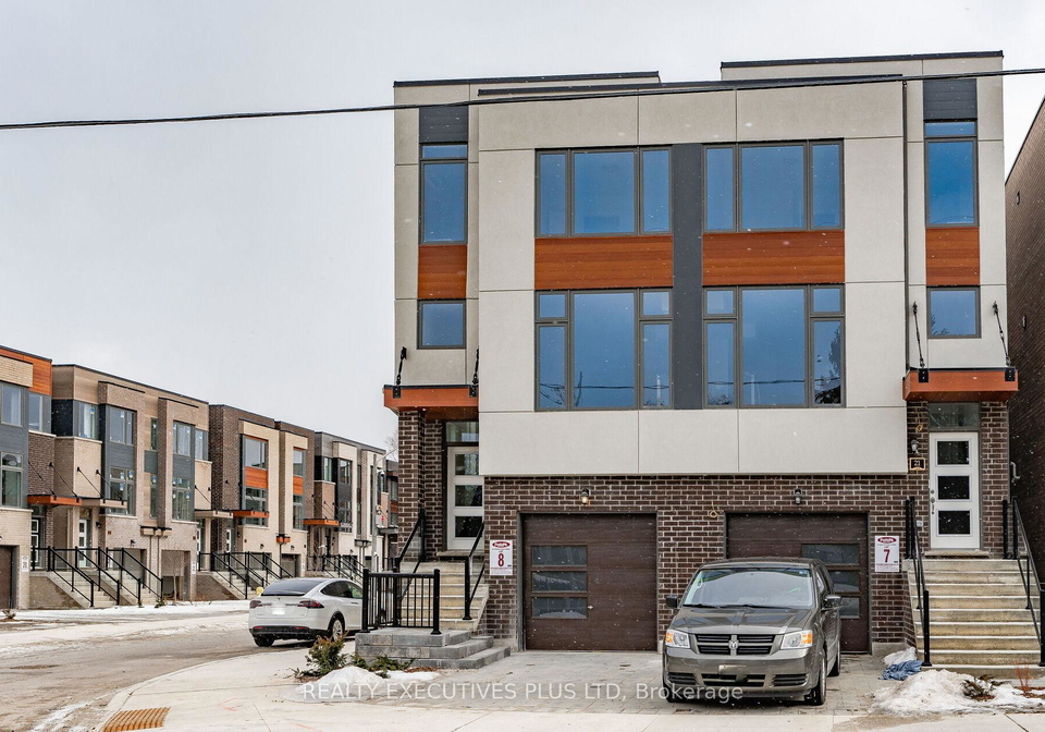 23-blackstone-street-north-york-ontario-w12229928