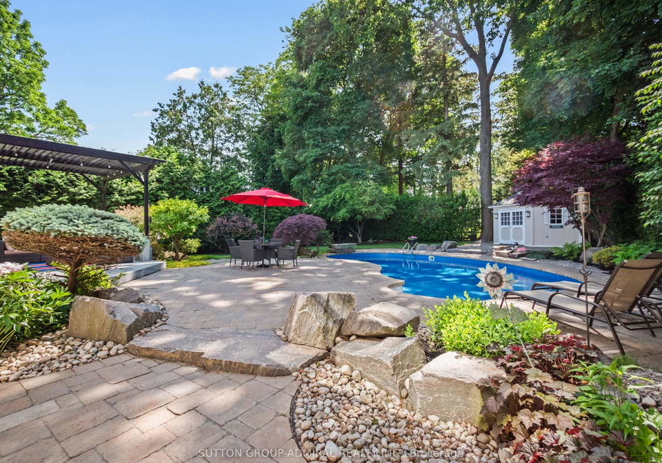 5-cranleigh-court-etobicoke-ontario-w12230123