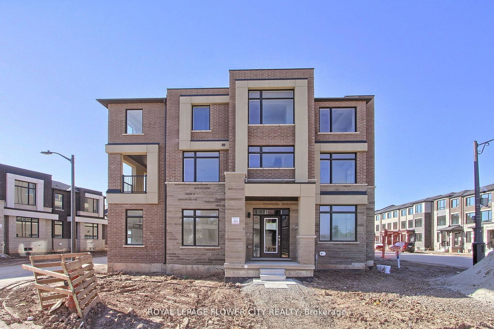 1223-dartmouth-crescent-oakville-ontario-w12230215
