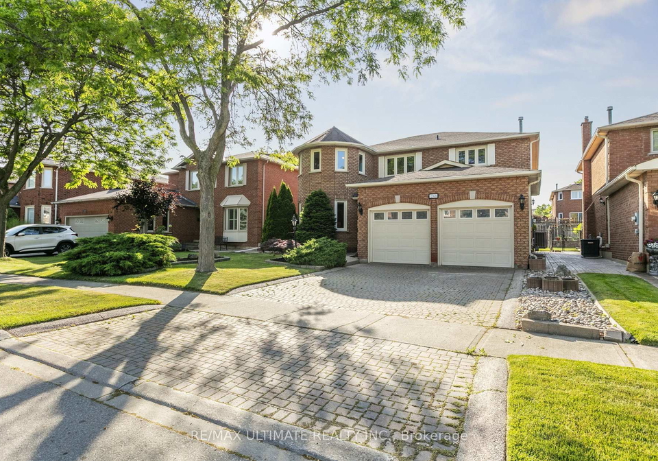 2765-hardy-crescent-oakville-ontario-w12230400