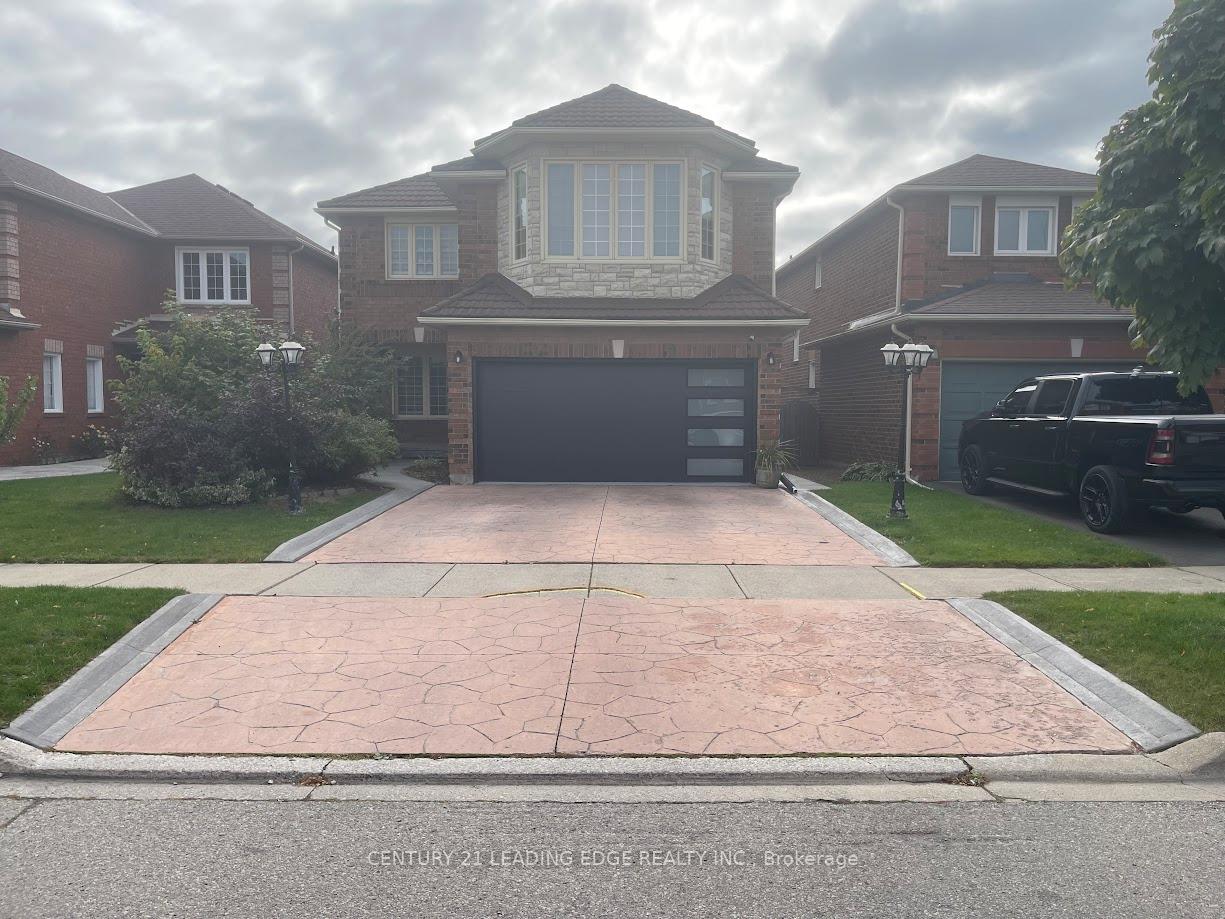 3812-periwinkle-crescent-mississauga-ontario-w12230467