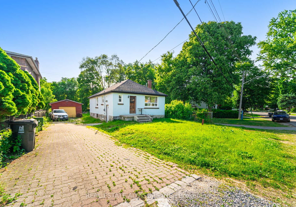 26-bonnyview-drive-etobicoke-ontario-w12230619