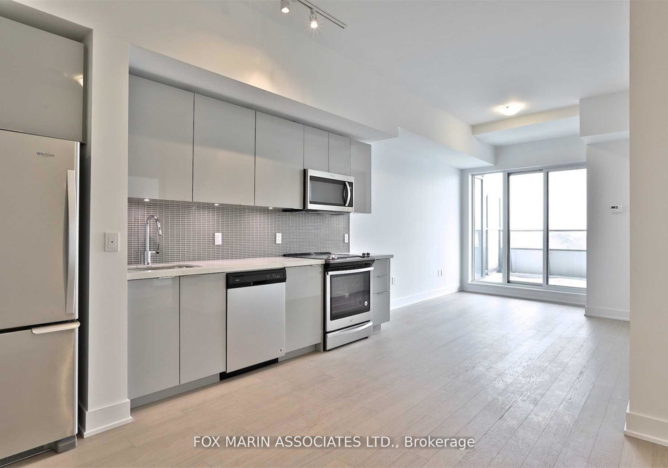 20-shore-breeze-drive-etobicoke-ontario-w12230782