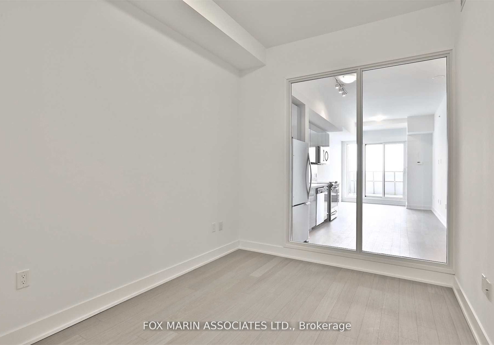 20-shore-breeze-drive-etobicoke-ontario-w12230782