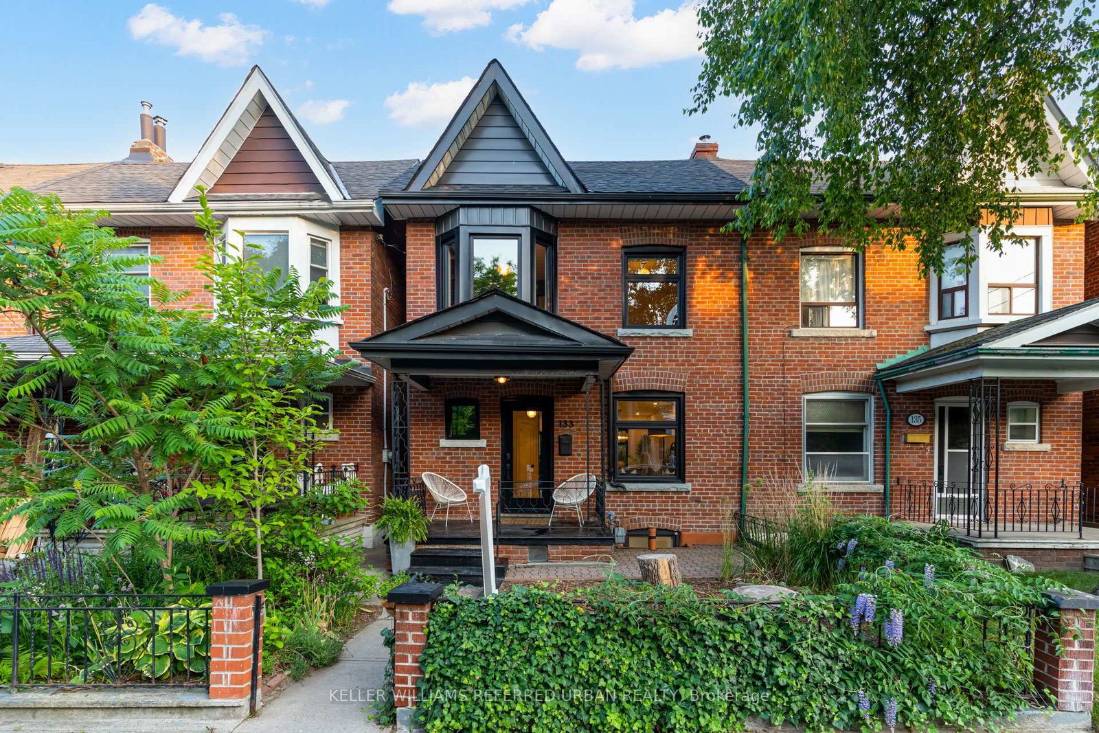 133-essex-street-toronto-ontario-w12230828