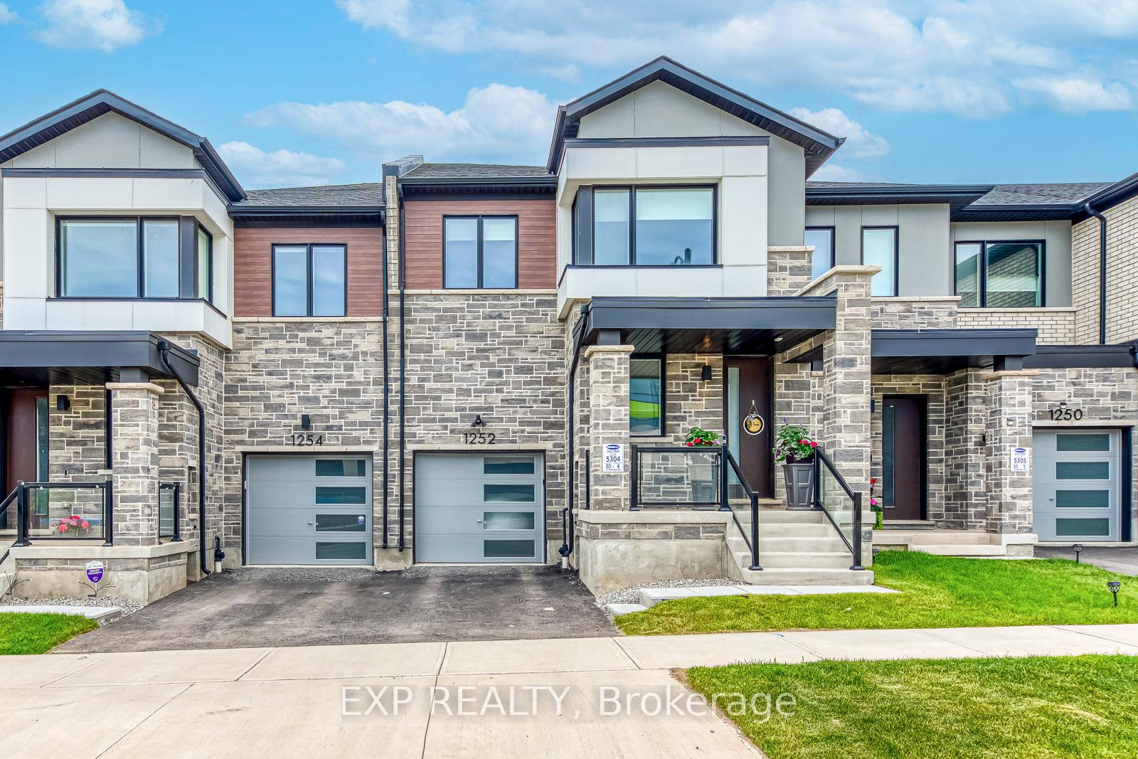 1252-wheat-boom-drive-oakville-ontario-w12231069