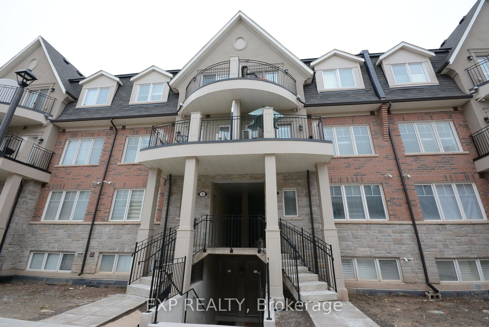 2420-baronwood-drive-oakville-ontario-w12231380