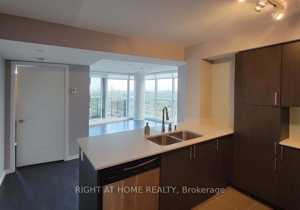 800-lawrence-avenue-w-north-york-ontario-w12231580
