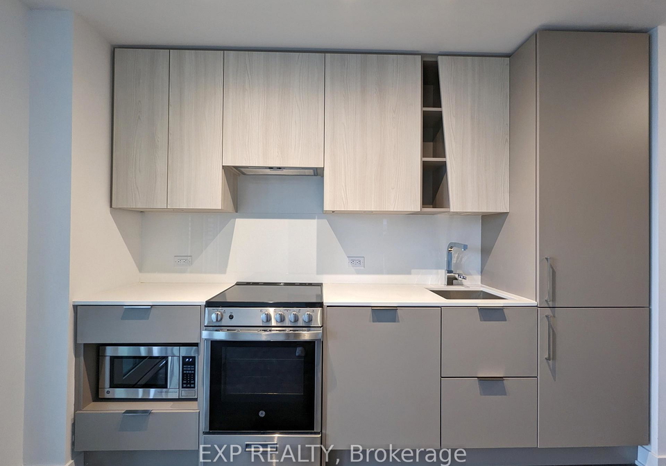 3900-confederation-parkway-mississauga-ontario-w12231817