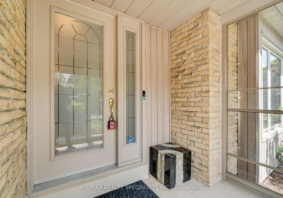 41-mansfield-street-brampton-ontario-w12231846