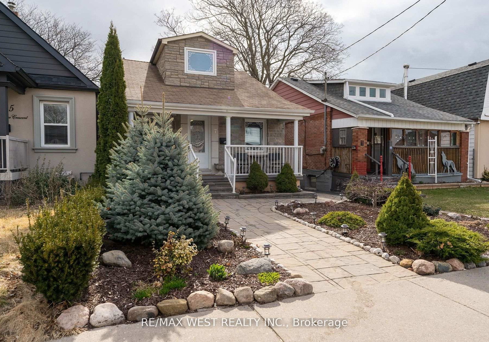 7-bernice-crescent-toronto-ontario-w12231964