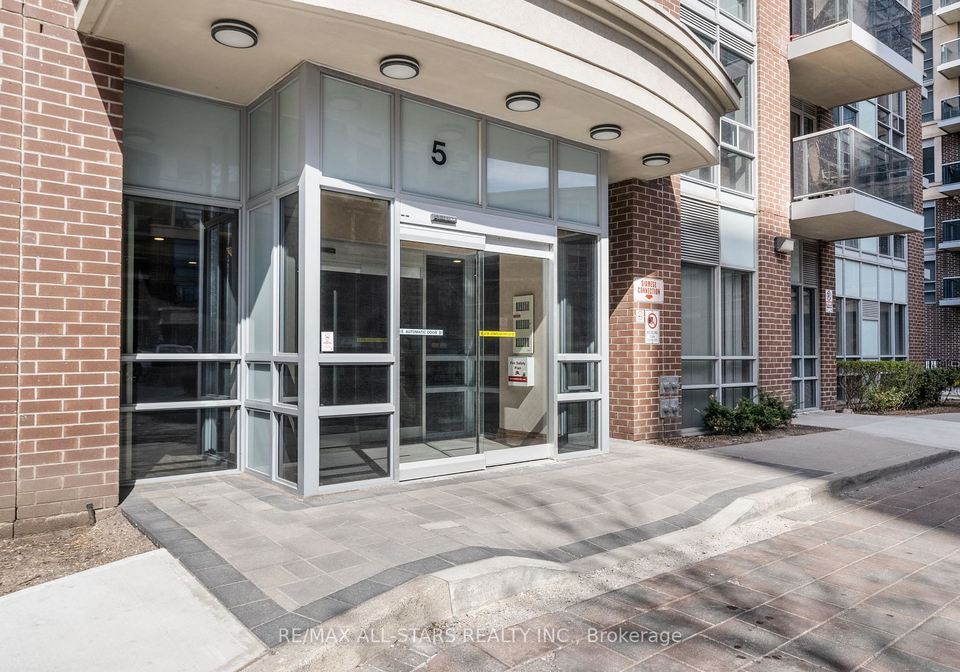 5-michael-power-place-etobicoke-ontario-w12232035