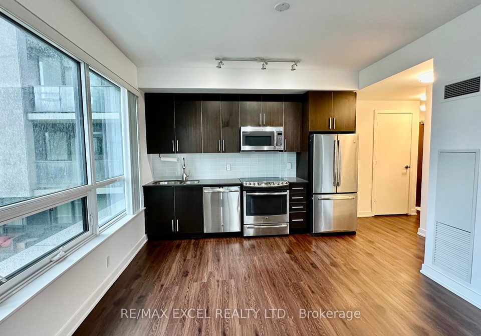 2200-lakeshore-boulevard-etobicoke-ontario-w12232063