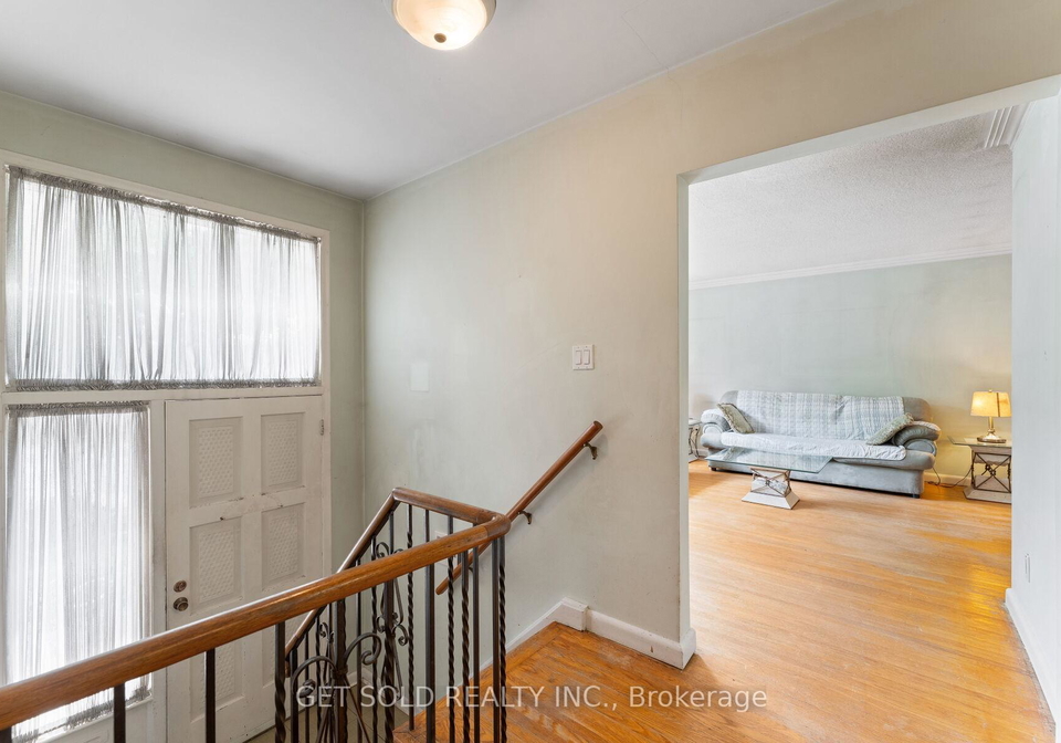 40-bankfield-drive-etobicoke-ontario-w12232210