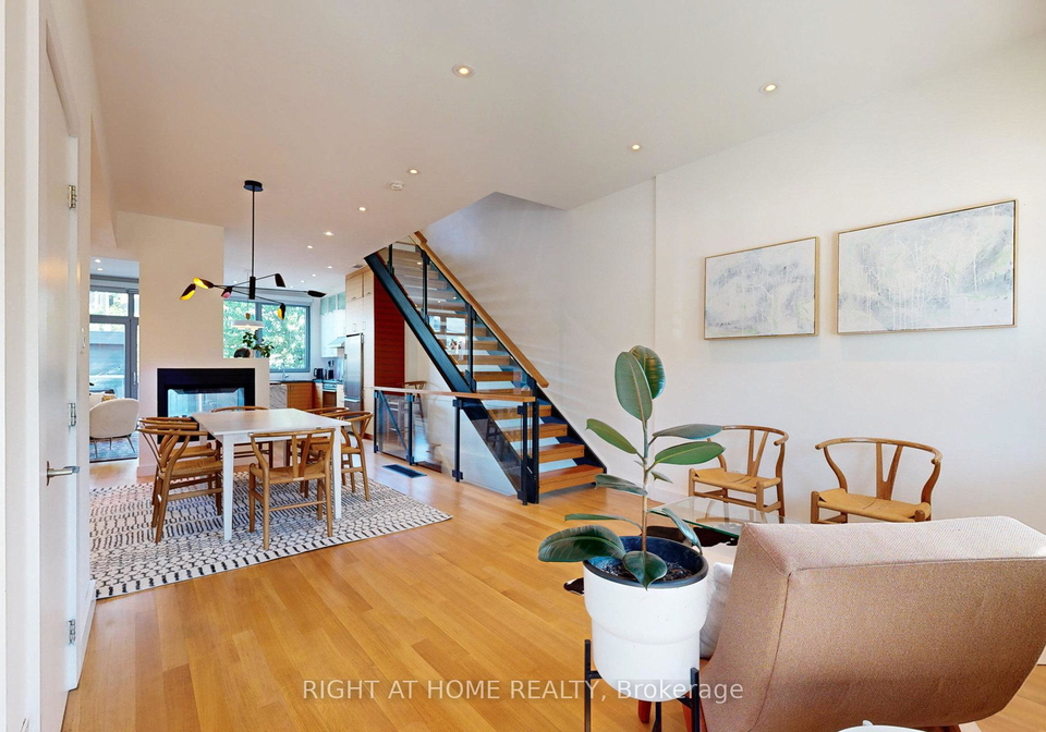 33-manchester-avenue-toronto-ontario-w12232275