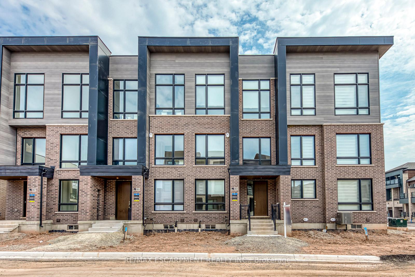 3053-welsman-gardens-oakville-ontario-w12232335