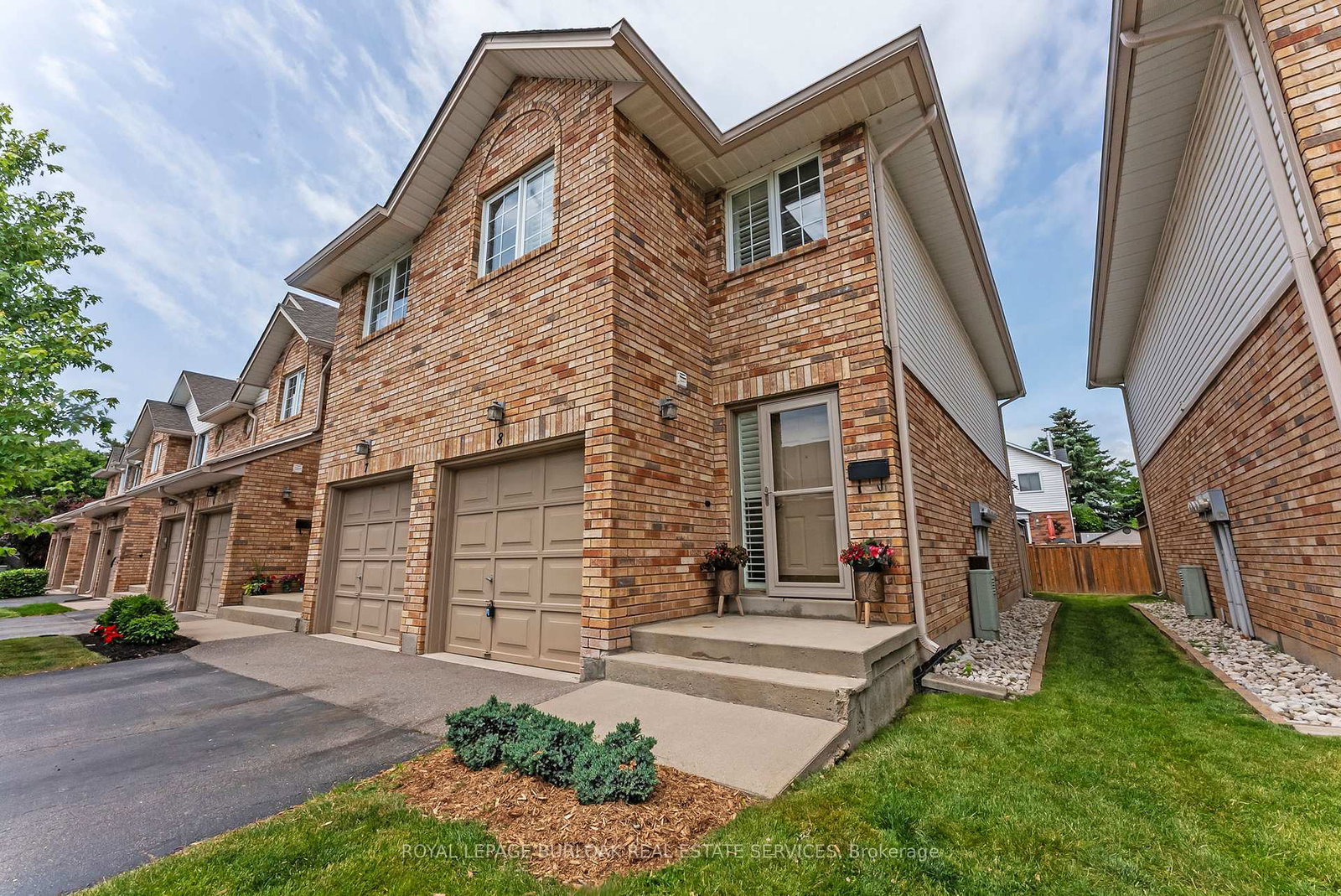 2025-cleaver-avenue-burlington-ontario-w12232338
