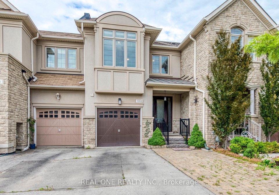 1263-craigleith-road-oakville-ontario-w12232391