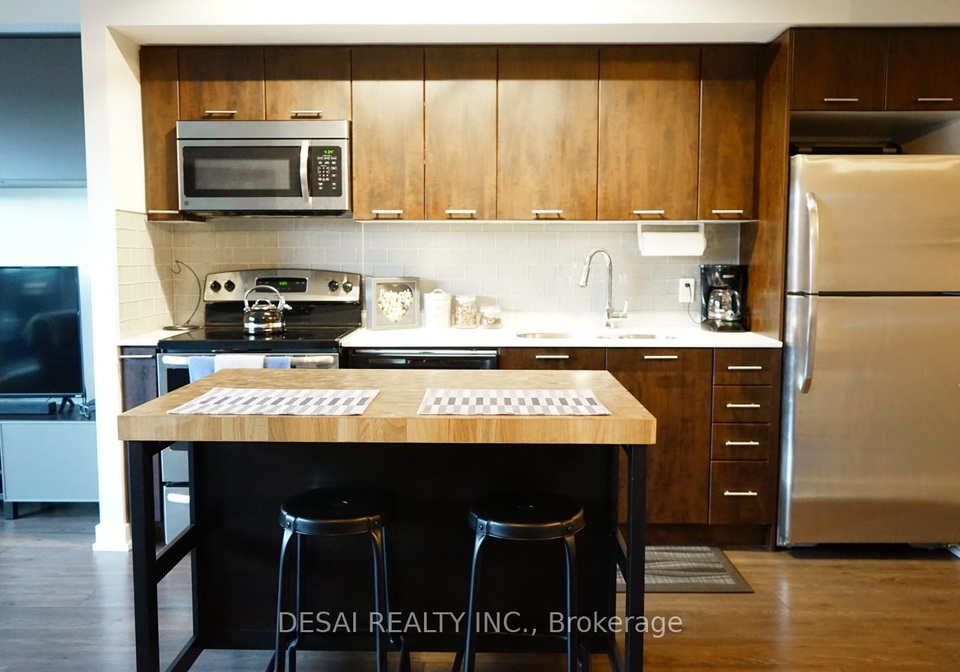 2220-lake-shore-boulevard-etobicoke-ontario-w12232489