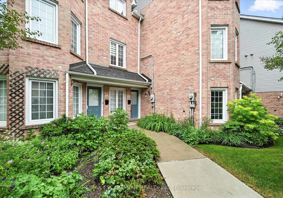 2110-cleaver-avenue-burlington-ontario-w12233402