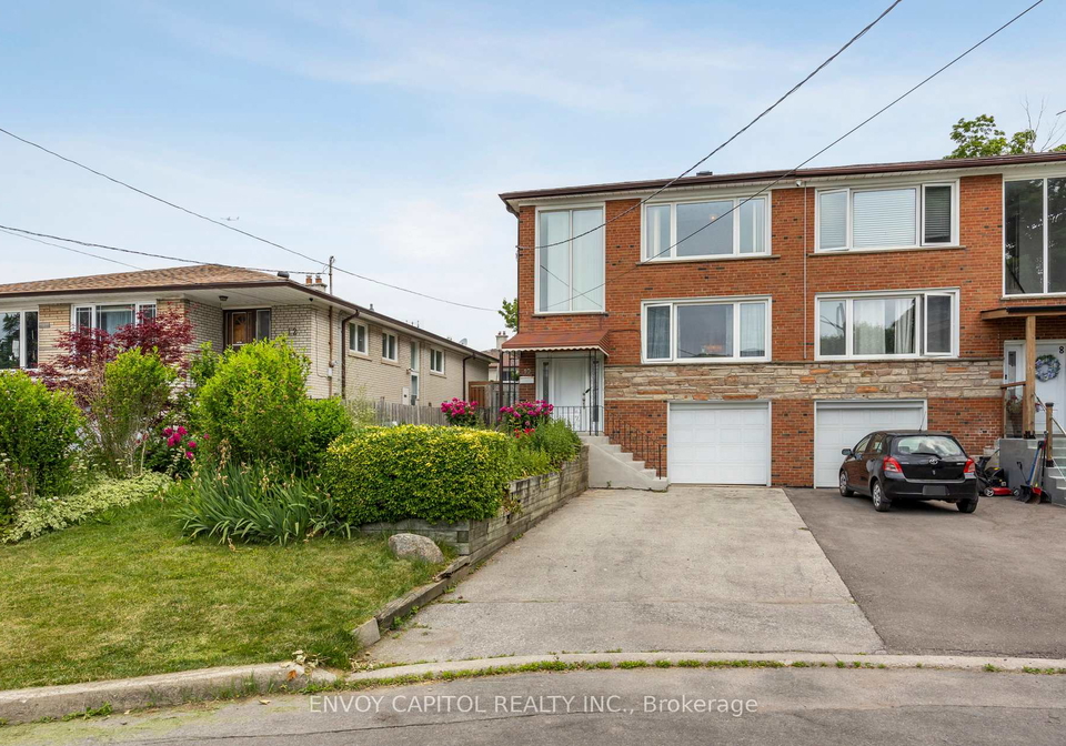10-wintergreen-road-york-ontario-w12233516