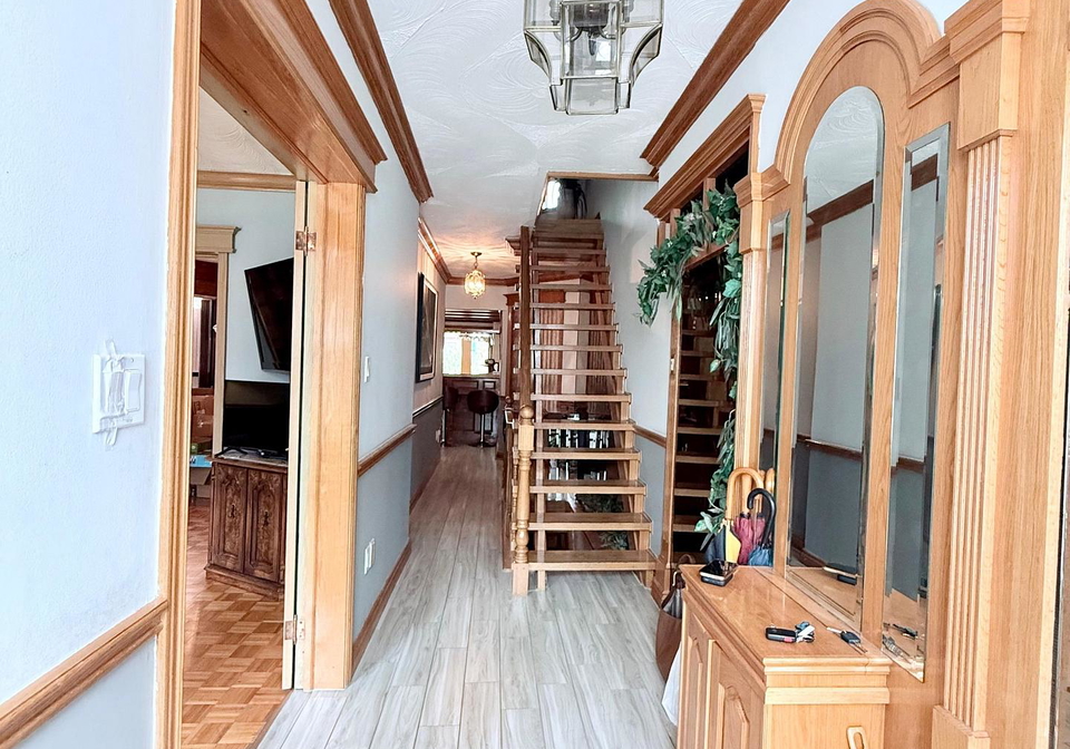66-garnet-avenue-toronto-ontario-w12234038