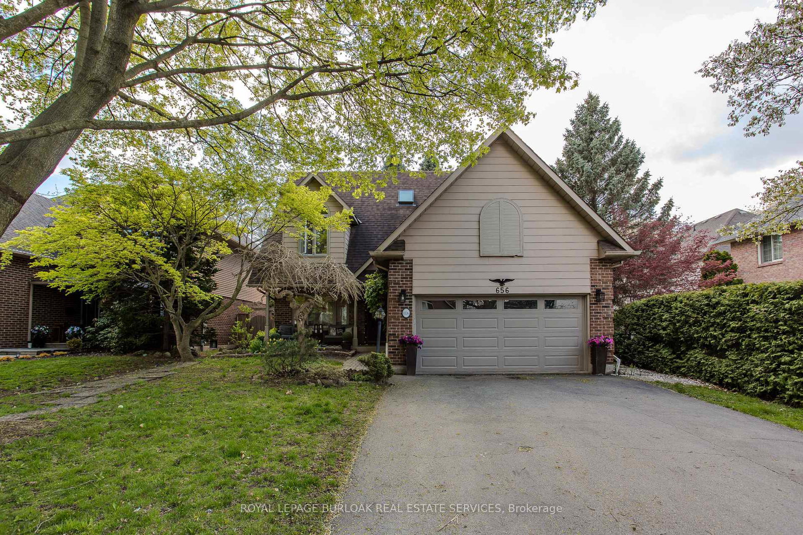 656-andrea-court-burlington-ontario-w12234164