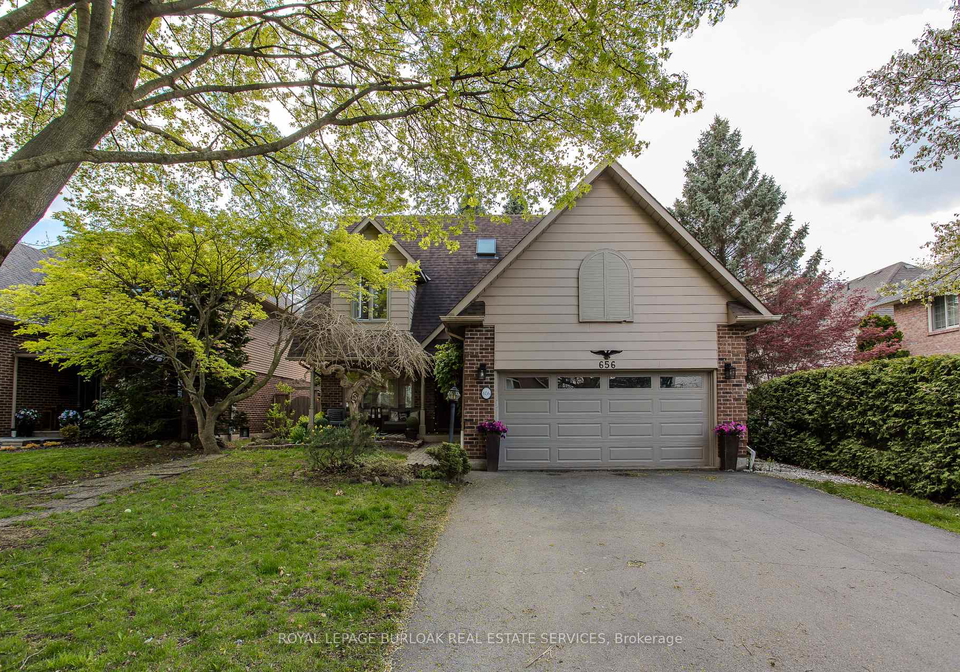 656-andrea-court-burlington-ontario-w12234164