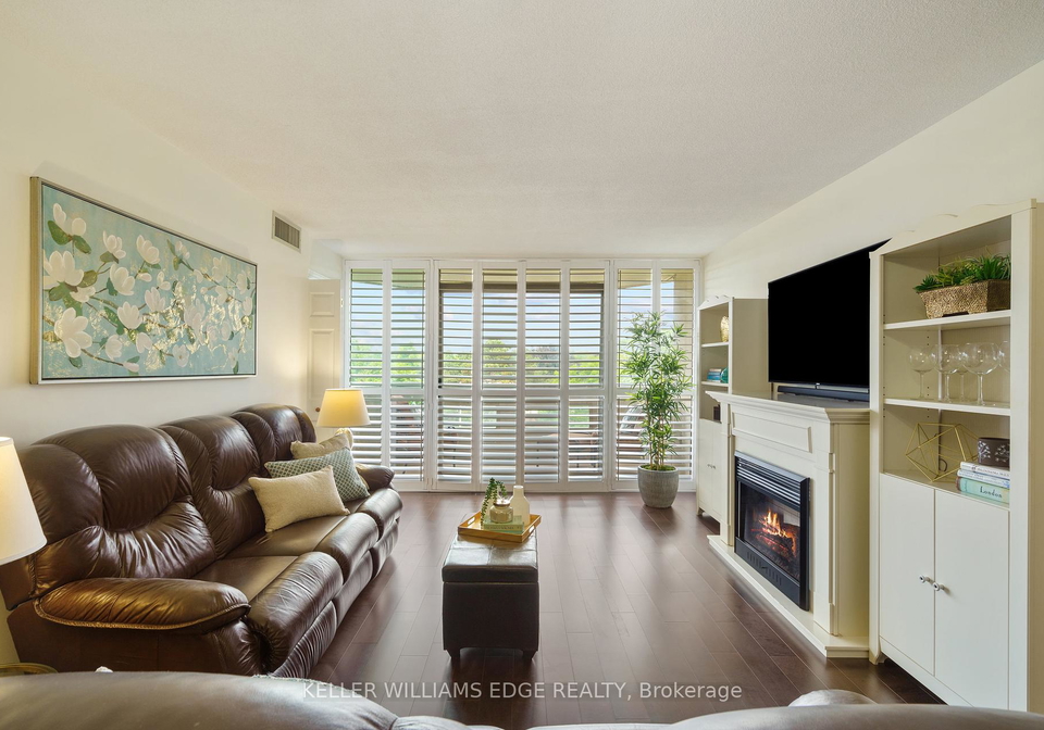 5090-pinedale-avenue-burlington-ontario-w12234330