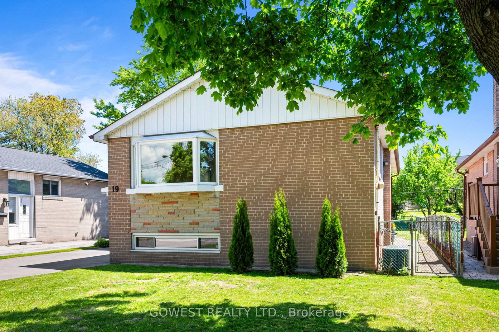 19-wellesworth-drive-etobicoke-ontario-w12234397