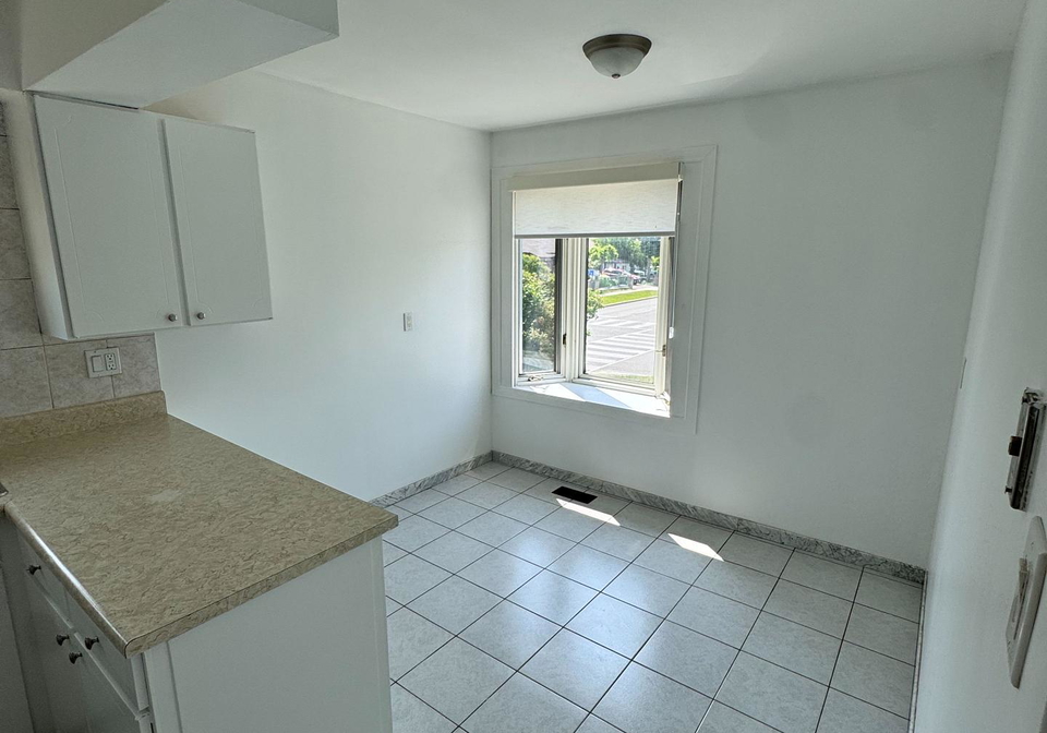 100-spenvalley-drive-york-ontario-w12234864